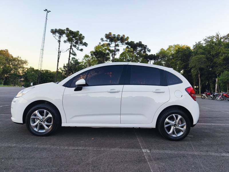 CITROËN - C3 - 2015/2015 - Branca - R$ 41.900,00