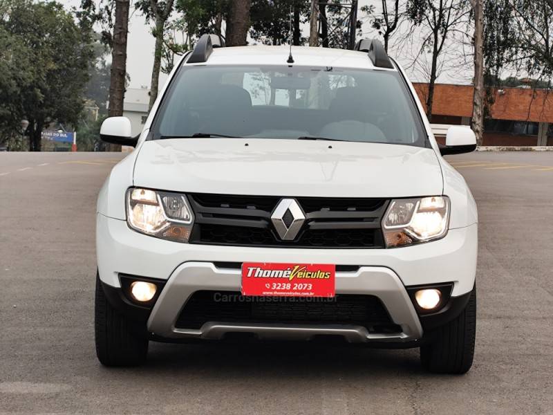 RENAULT - DUSTER - 2017/2017 - Branca - R$ 65.900,00