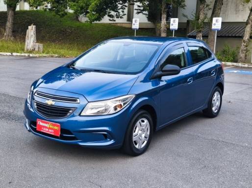 CHEVROLET - ONIX - 2015/2015 - Prata - R$ 46.900,00