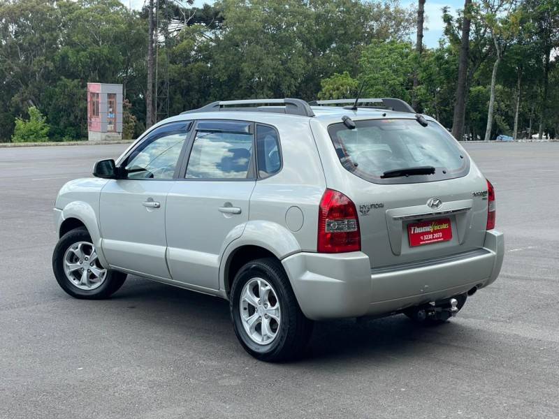 HYUNDAI - TUCSON - 2013/2013 - Dourada - R$ 47.900,00