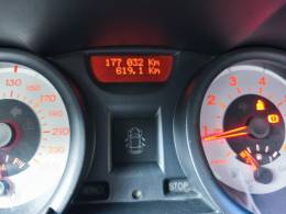 RENAULT - MÉGANE - 2010/2011 - Preta - R$ 31.900,00