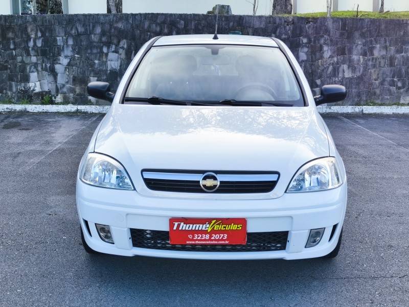 CHEVROLET - CORSA - 2011/2011 - Branca - R$ 31.900,00