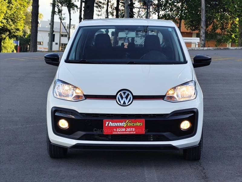 VOLKSWAGEN - UP - 2019/2019 - Branca - R$ 62.900,00