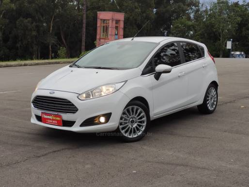 FORD - FIESTA - 2016/2016 - Branca - R$ 58.900,00