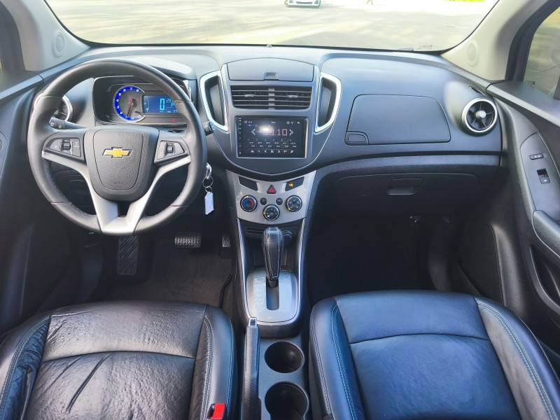 CHEVROLET - TRACKER - 2014/2014 - Branca - R$ 65.900,00