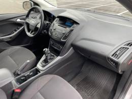 FORD - FOCUS - 2018/2018 - Prata - R$ 71.900,00