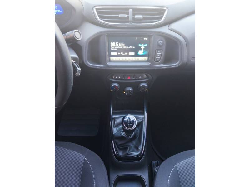 CHEVROLET - PRISMA - 2017/2017 - Branca - R$ 57.900,00