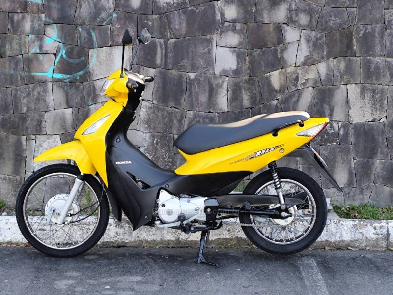 HONDA - BIZ 125 - 2009/2009 - Amarela - R$ 7.900,00