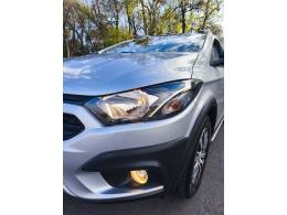 CHEVROLET - ONIX - 2017/2017 - Prata - R$ 66.900,00