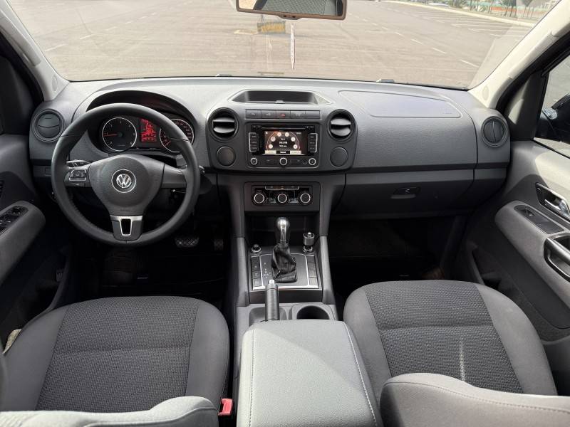 VOLKSWAGEN - AMAROK - 2013/2013 - Preta - R$ 106.900,00