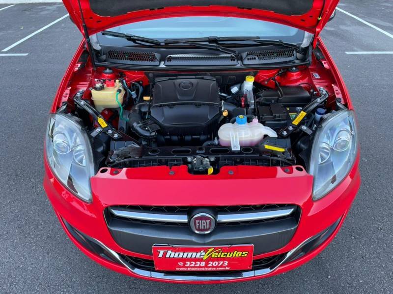 FIAT - BRAVO - 2016/2016 - Vermelha - R$ 58.900,00