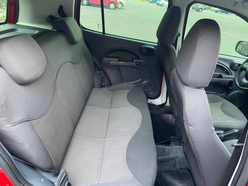 FIAT - UNO - 2014/2014 - Vermelha - R$ 33.900,00