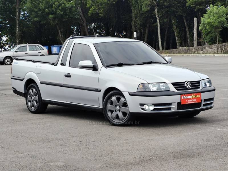 VOLKSWAGEN - SAVEIRO - 2004/2004 - Cinza - R$ 36.900,00