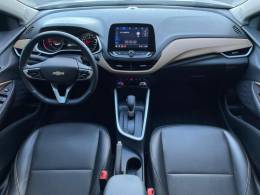 CHEVROLET - ONIX - 2024/2024 - Branca - R$ 97.900,00