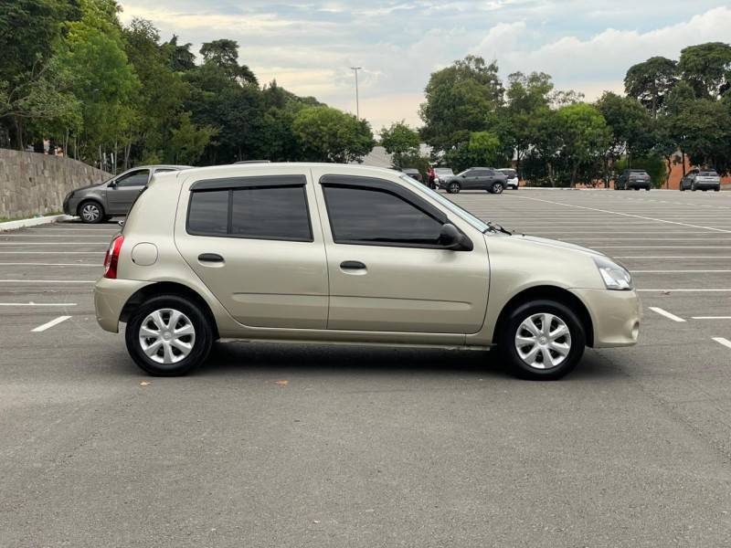 RENAULT - CLIO - 2014/2014 - Dourada - Sob Consulta