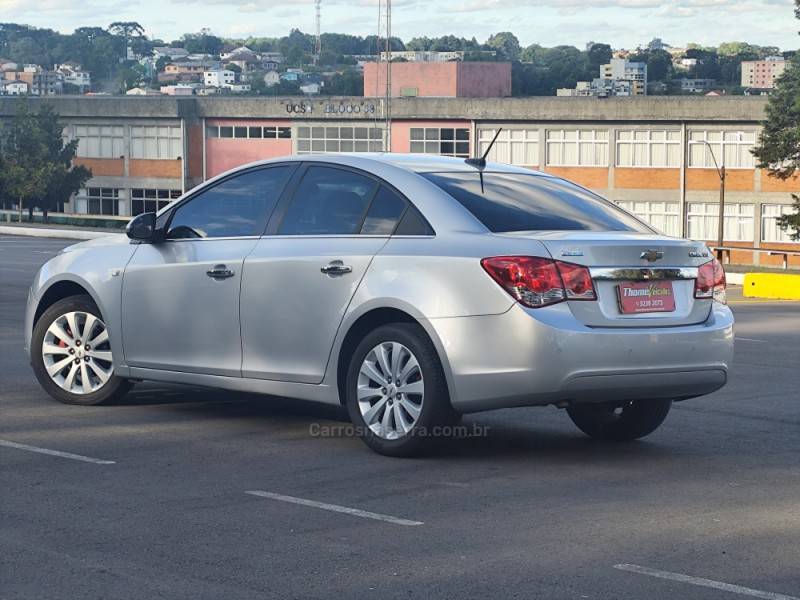 CHEVROLET - CRUZE - 2013/2013 - Prata - R$ 57.900,00