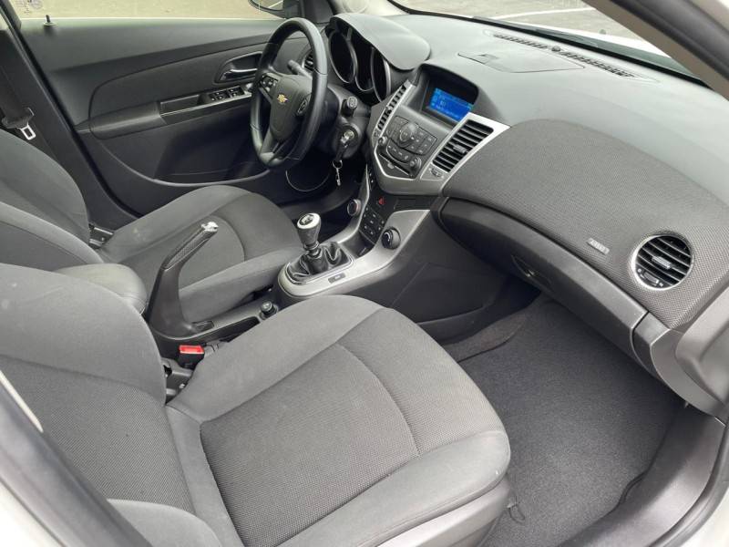 CHEVROLET - CRUZE - 2012/2012 - Branca - R$ 54.900,00