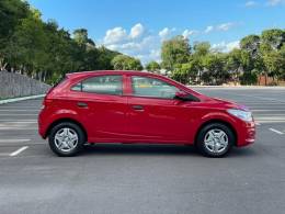 CHEVROLET - ONIX - 2015/2015 - Vermelha - R$ 45.900,00