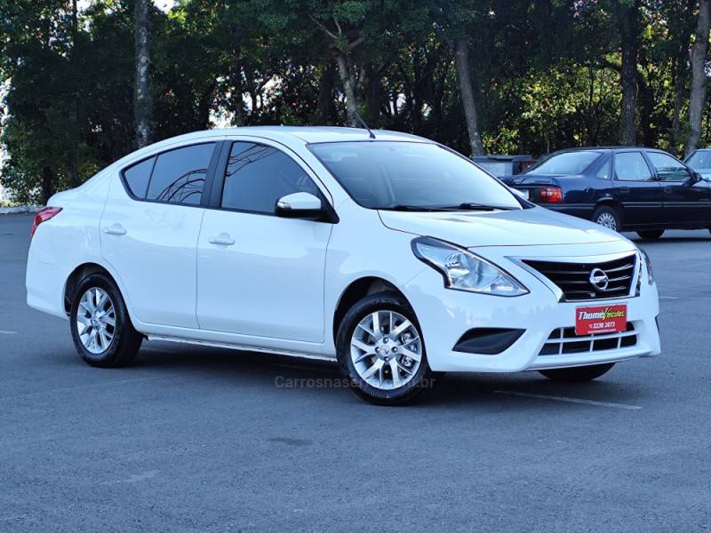 NISSAN - VERSA - 2020/2020 - Branca - R$ 69.900,00