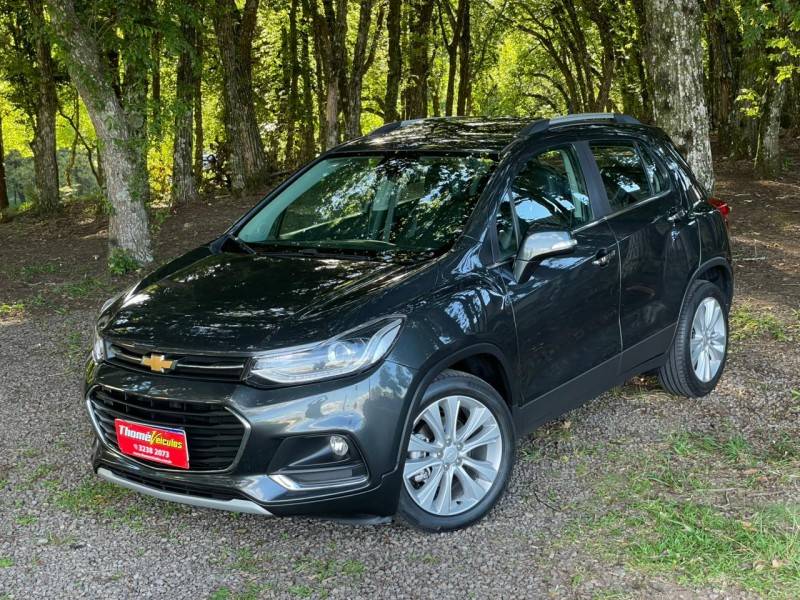 CHEVROLET - TRACKER - 2019/2019 - Cinza - R$ 89.900,00