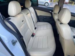 CHEVROLET - VECTRA - 2010/2010 - Branca - R$ 43.900,00