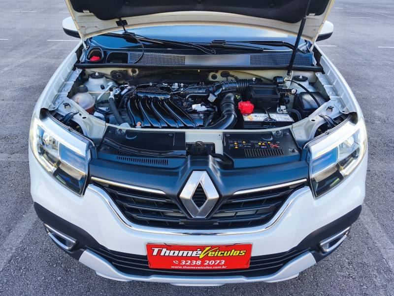 RENAULT - SANDERO - 2021/2021 - Branca - R$ 68.900,00
