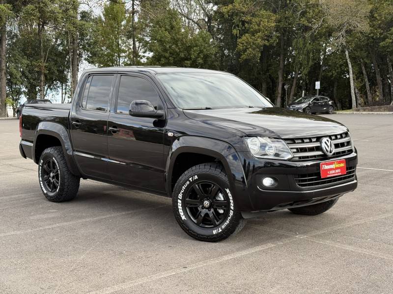 VOLKSWAGEN - AMAROK - 2013/2013 - Preta - R$ 95.900,00