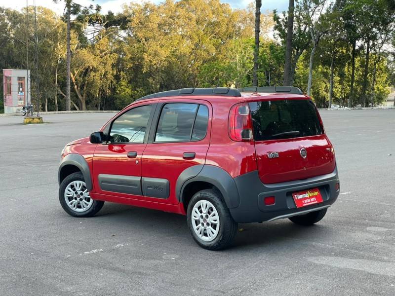 FIAT - UNO - 2014/2014 - Vermelha - R$ 33.900,00