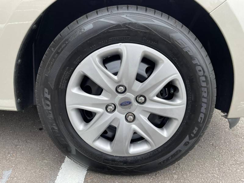 FORD - KA - 2015/2015 - Dourada - R$ 37.900,00