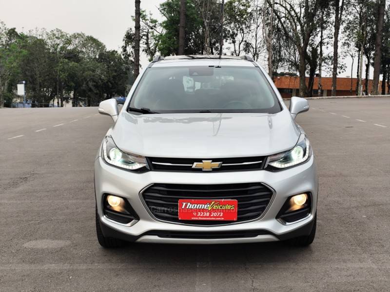 CHEVROLET - TRACKER - 2018/2018 - Prata - R$ 93.900,00