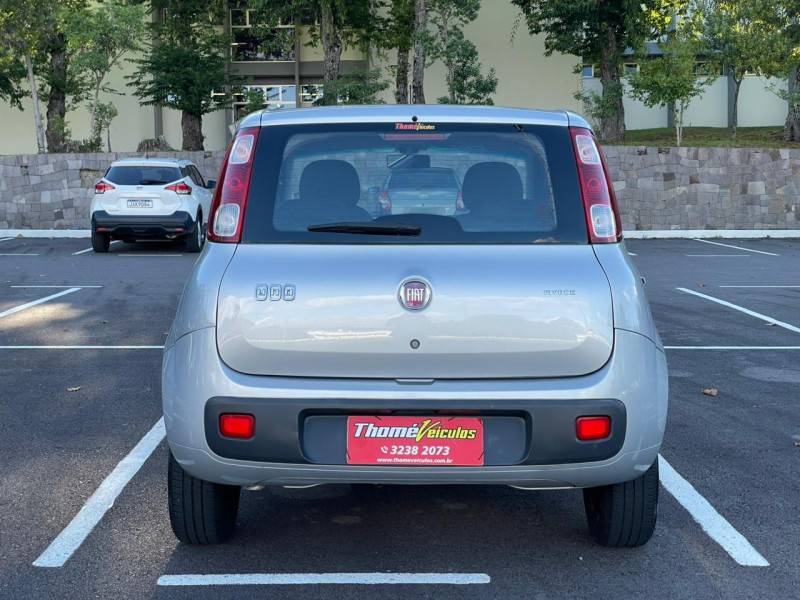 FIAT - UNO - 2014/2014 - Prata - R$ 31.900,00