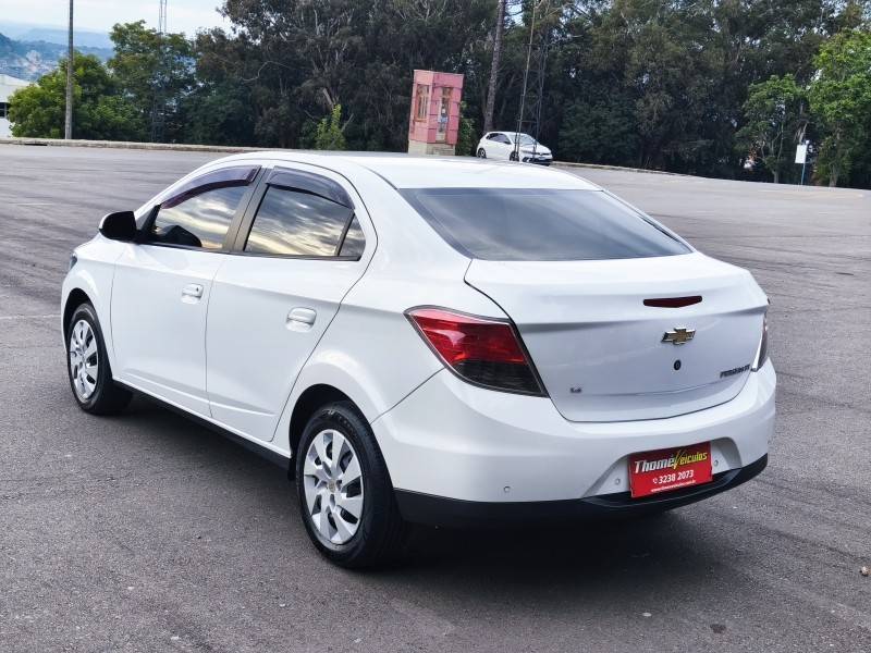 CHEVROLET - PRISMA - 2013/2013 - Branca - R$ 43.900,00
