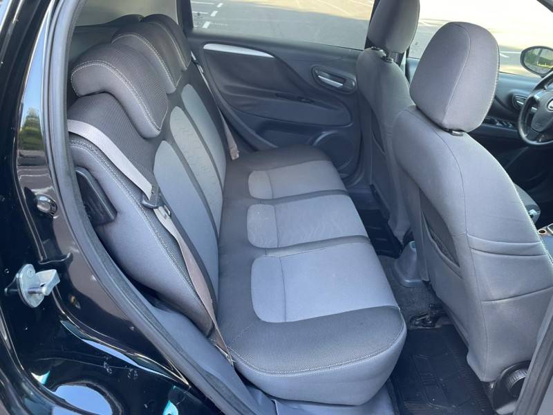 FIAT - PUNTO - 2014/2014 - Preta - R$ 39.900,00