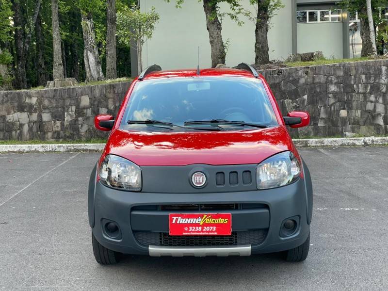 FIAT - UNO - 2014/2014 - Vermelha - R$ 29.900,00