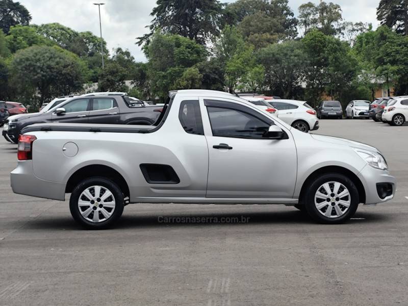 CHEVROLET - MONTANA - 2015/2015 - Prata - R$ 46.900,00