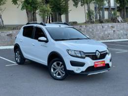 RENAULT - SANDERO - 2015/2015 - Branca - R$ 49.900,00