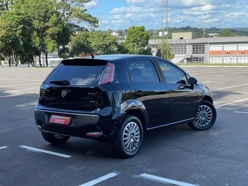 FIAT - PUNTO - 2014/2014 - Preta - R$ 39.900,00