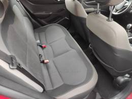 CHEVROLET - PRISMA - 2015/2015 - Vermelha - R$ 49.900,00