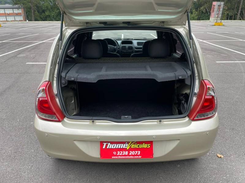 RENAULT - CLIO - 2014/2014 - Dourada - Sob Consulta