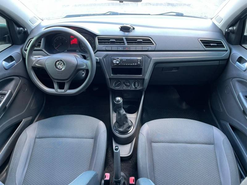 VOLKSWAGEN - VOYAGE - 2018/2018 - Prata - R$ 48.900,00