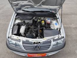 VOLKSWAGEN - SAVEIRO - 2004/2004 - Cinza - R$ 36.900,00