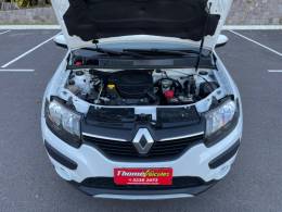 RENAULT - SANDERO - 2015/2015 - Branca - R$ 49.900,00