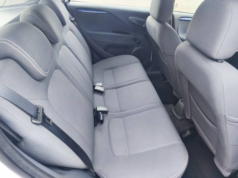 FIAT - PUNTO - 2014/2014 - Branca - R$ 39.900,00
