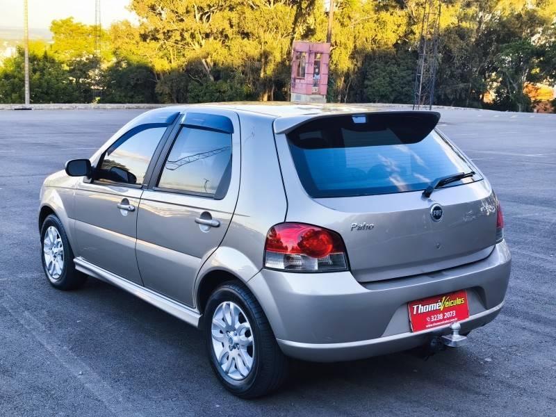FIAT - PALIO - 2008/2008 - Dourada - R$ 29.900,00
