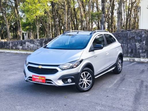 CHEVROLET - ONIX - 2017/2017 - Prata - R$ 66.900,00