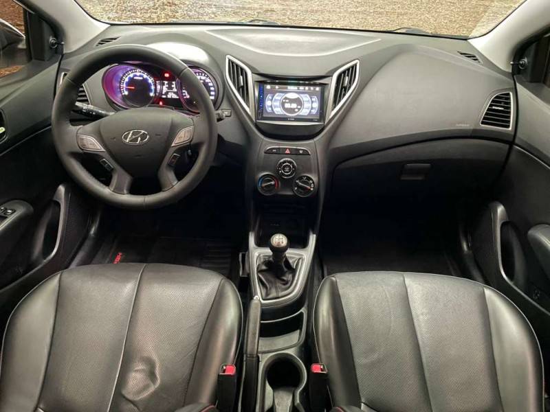 HYUNDAI - HB20 - 2015/2014 - Branca - R$ 46.900,00