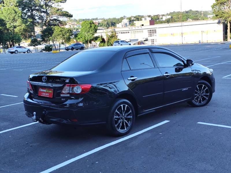 TOYOTA - COROLLA - 2013/2013 - Preta - R$ 67.900,00