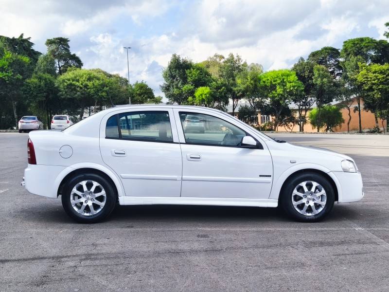 CHEVROLET - ASTRA - 2007/2007 - Branca - R$ 29.900,00