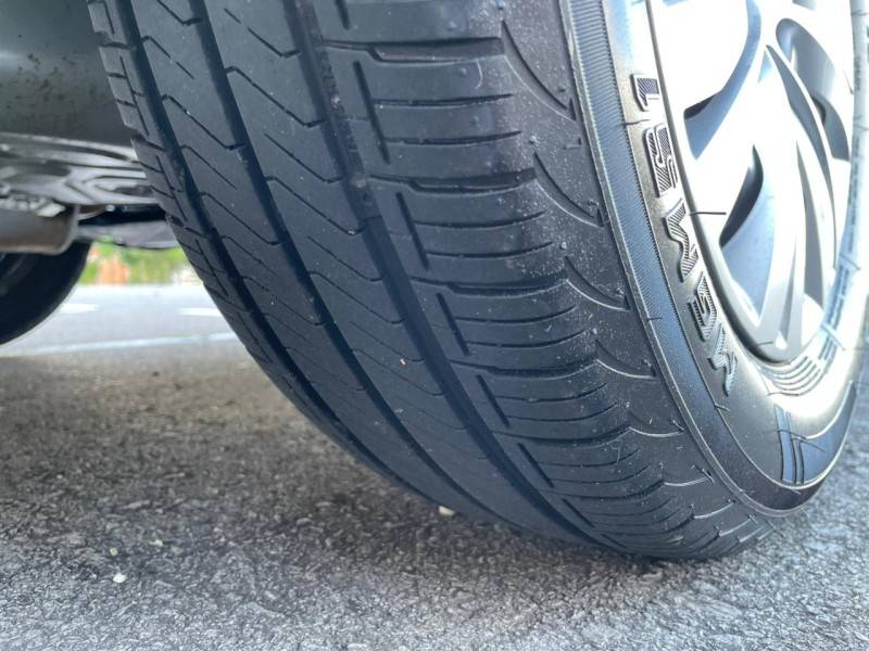 VOLKSWAGEN - VOYAGE - 2018/2018 - Prata - R$ 48.900,00