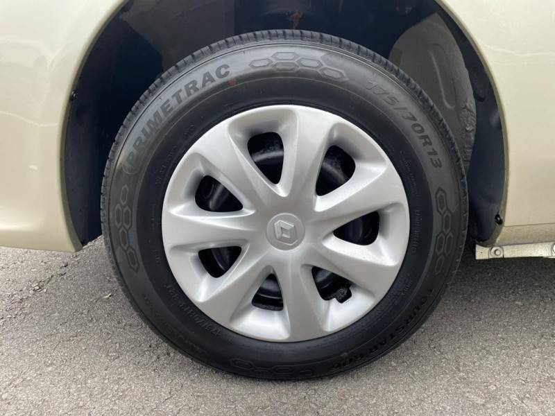 RENAULT - CLIO - 2014/2014 - Dourada - Sob Consulta